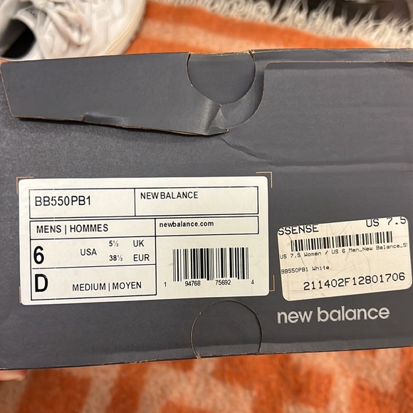 New Balance 550 Logo Patch Lace-Up Sneakers - Picture 10 of 11